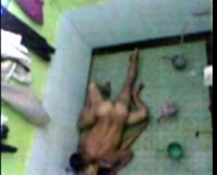 Бешеный куннилингус в жопу шоколадной индианки с горячей лесбиянкой